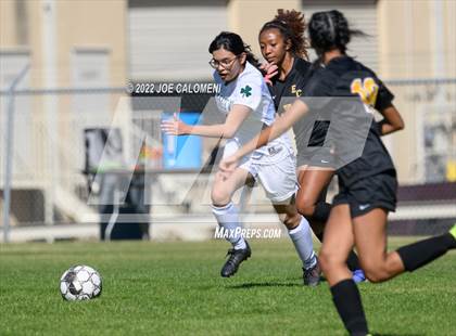 Thumbnail 1 in Incarnate Word vs East Central (NEISD Soccer Showcase) photogallery.