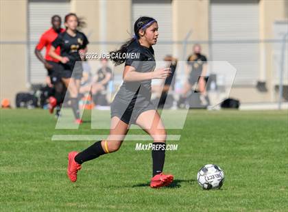 Thumbnail 2 in Incarnate Word vs East Central (NEISD Soccer Showcase) photogallery.