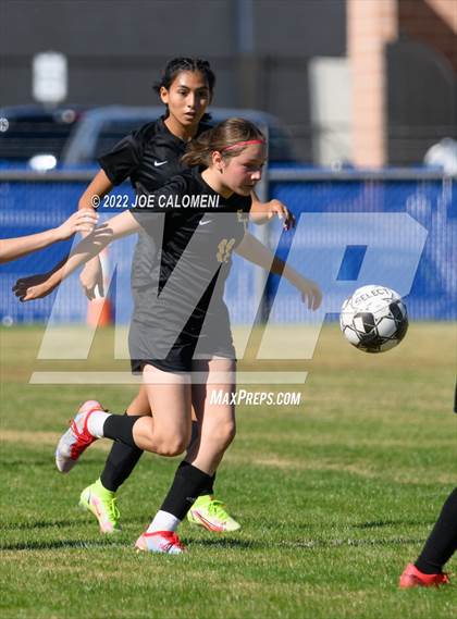 Thumbnail 3 in Incarnate Word vs East Central (NEISD Soccer Showcase) photogallery.
