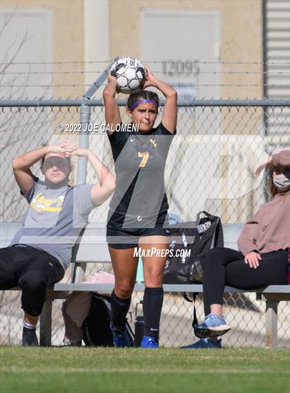 Thumbnail 3 in Incarnate Word vs East Central (NEISD Soccer Showcase) photogallery.