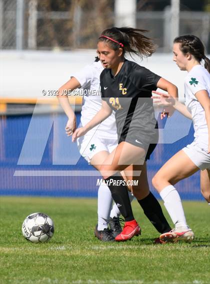 Thumbnail 3 in Incarnate Word vs East Central (NEISD Soccer Showcase) photogallery.