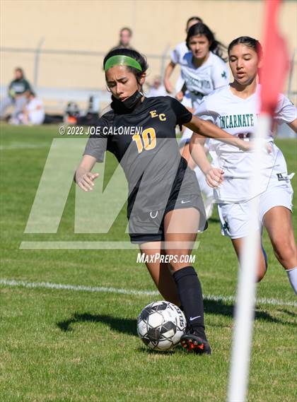 Thumbnail 2 in Incarnate Word vs East Central (NEISD Soccer Showcase) photogallery.
