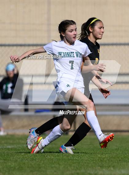 Thumbnail 1 in Incarnate Word vs East Central (NEISD Soccer Showcase) photogallery.