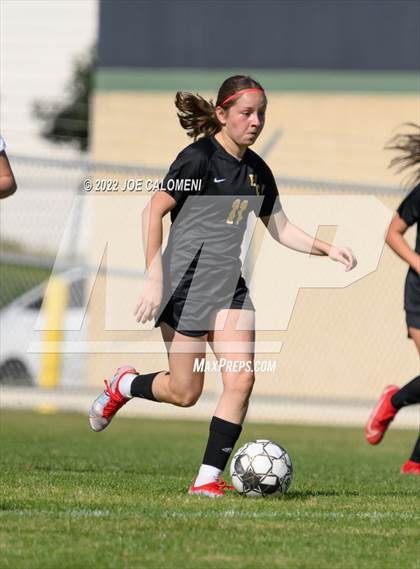 Thumbnail 1 in Incarnate Word vs East Central (NEISD Soccer Showcase) photogallery.