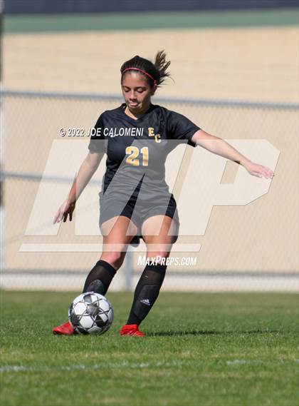 Thumbnail 3 in Incarnate Word vs East Central (NEISD Soccer Showcase) photogallery.