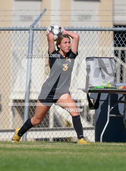 Thumbnail 1 in Incarnate Word vs East Central (NEISD Soccer Showcase) photogallery.