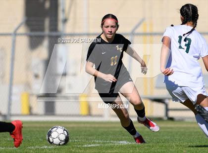 Thumbnail 3 in Incarnate Word vs East Central (NEISD Soccer Showcase) photogallery.