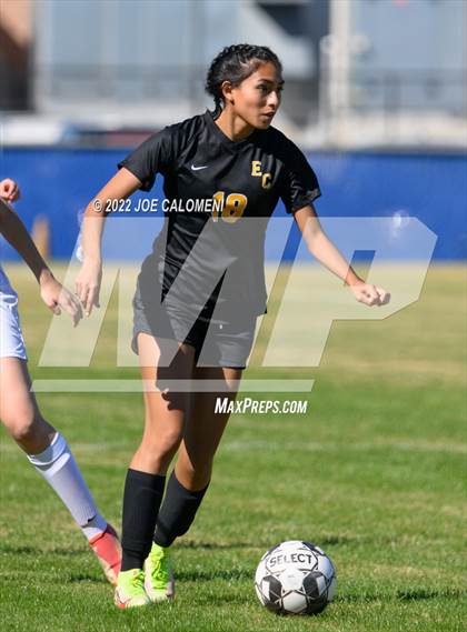 Thumbnail 3 in Incarnate Word vs East Central (NEISD Soccer Showcase) photogallery.