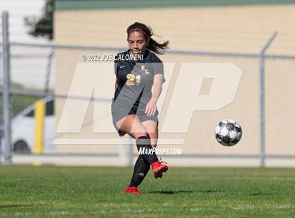 Thumbnail 2 in Incarnate Word vs East Central (NEISD Soccer Showcase) photogallery.