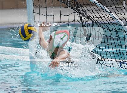 Thumbnail 3 in Sanger vs Reedley (Arroyo Grande Fall Classic) photogallery.