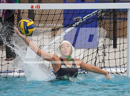 Thumbnail 3 in Sanger vs Reedley (Arroyo Grande Fall Classic) photogallery.