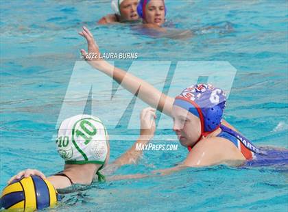 Thumbnail 1 in Sanger vs Reedley (Arroyo Grande Fall Classic) photogallery.