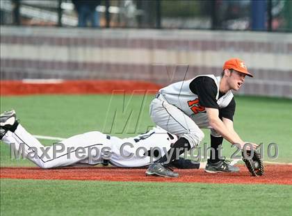 Thumbnail 2 in Bishop Lynch vs Rockwall ( Jesuit Baseball Classic ) photogallery.