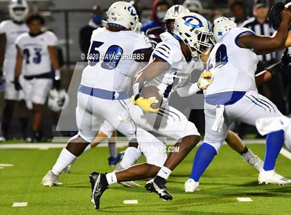 Thumbnail 1 in Daingerfield vs. Waskom (UIL 3A D2 Area Playoff) photogallery.