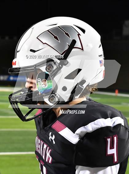 Thumbnail 3 in Daingerfield vs. Waskom (UIL 3A D2 Area Playoff) photogallery.