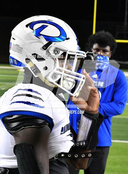 Thumbnail 2 in Daingerfield vs. Waskom (UIL 3A D2 Area Playoff) photogallery.