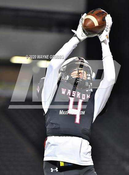 Thumbnail 3 in Daingerfield vs. Waskom (UIL 3A D2 Area Playoff) photogallery.
