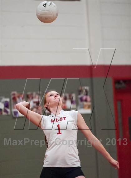 Thumbnail 2 in Warwick Veterans @ Cranston West photogallery.