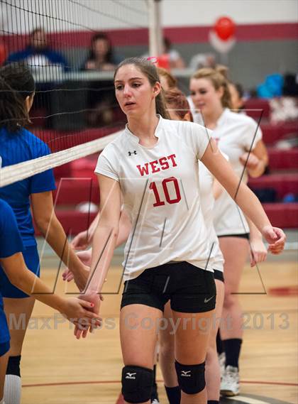 Thumbnail 2 in Warwick Veterans @ Cranston West photogallery.