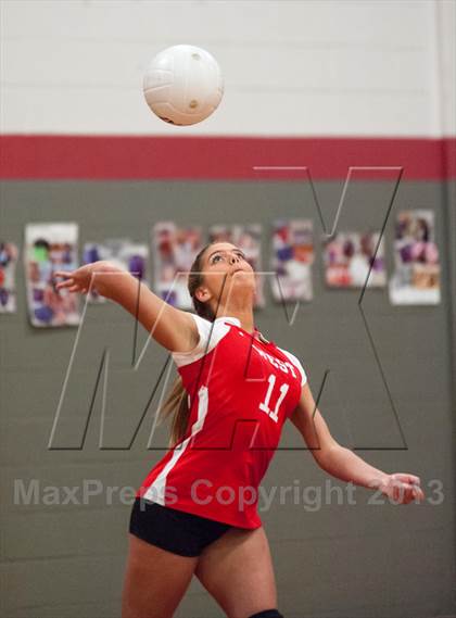 Thumbnail 2 in Warwick Veterans @ Cranston West photogallery.