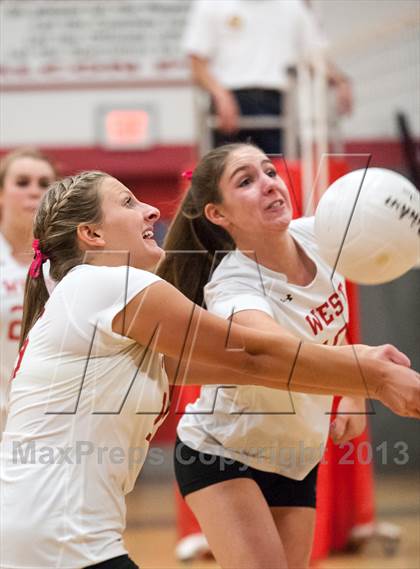 Thumbnail 3 in Warwick Veterans @ Cranston West photogallery.