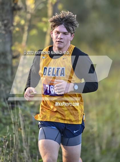Thumbnail 1 in Delta Eagle Invitational photogallery.