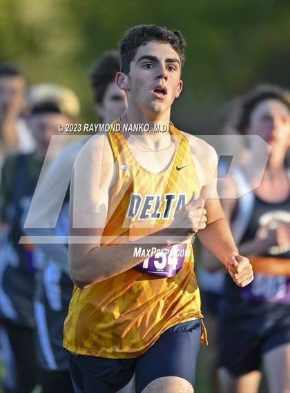 Thumbnail 1 in Delta Eagle Invitational photogallery.