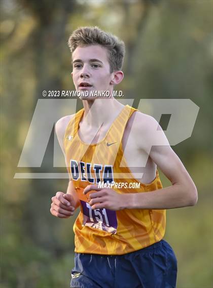 Thumbnail 1 in Delta Eagle Invitational photogallery.