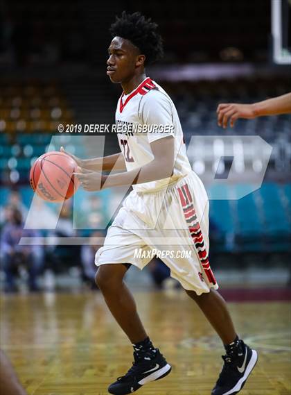 Thumbnail 3 in Rangeview vs Grandview (CHSAA 5A Great 8) photogallery.