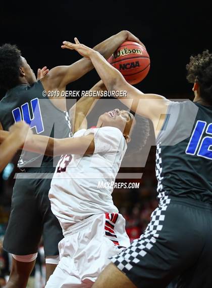 Thumbnail 1 in Rangeview vs Grandview (CHSAA 5A Great 8) photogallery.