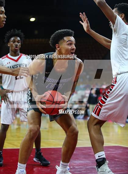 Thumbnail 1 in Rangeview vs Grandview (CHSAA 5A Great 8) photogallery.