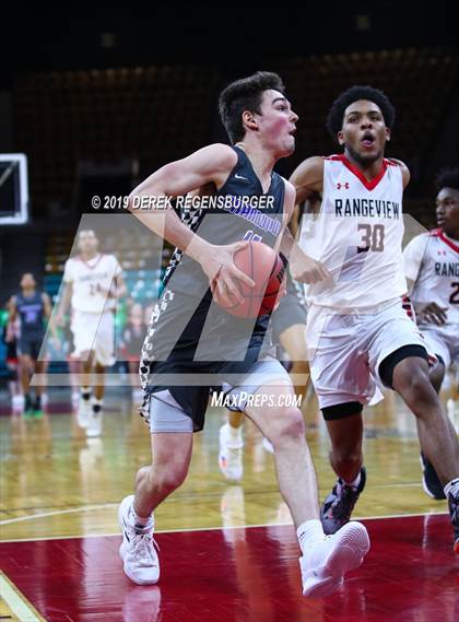 Thumbnail 2 in Rangeview vs Grandview (CHSAA 5A Great 8) photogallery.