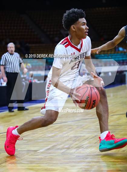 Thumbnail 3 in Rangeview vs Grandview (CHSAA 5A Great 8) photogallery.