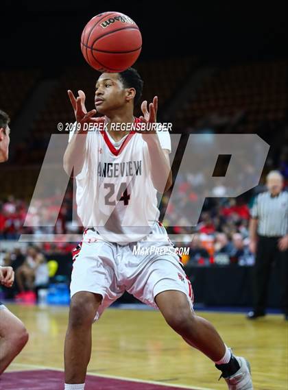 Thumbnail 3 in Rangeview vs Grandview (CHSAA 5A Great 8) photogallery.