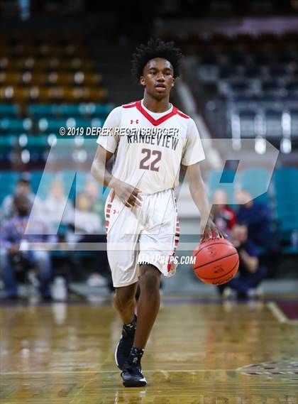 Thumbnail 2 in Rangeview vs Grandview (CHSAA 5A Great 8) photogallery.