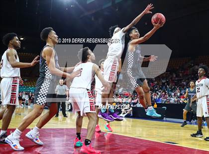 Thumbnail 2 in Rangeview vs Grandview (CHSAA 5A Great 8) photogallery.