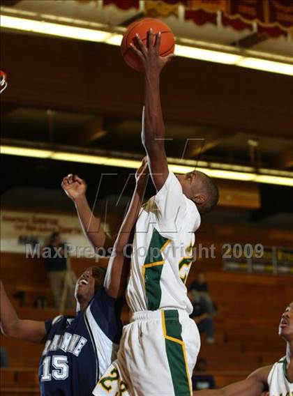 Thumbnail 1 in Bellarmine Prep vs. Santa Rita (MaxPreps Holiday Classic) photogallery.