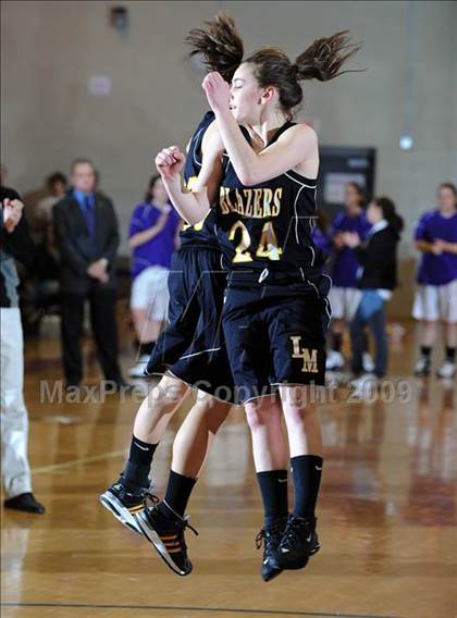 Thumbnail 2 in Ephrata vs. Lancaster Mennonite photogallery.