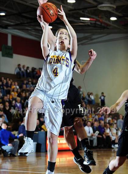 Thumbnail 2 in Ephrata vs. Lancaster Mennonite photogallery.