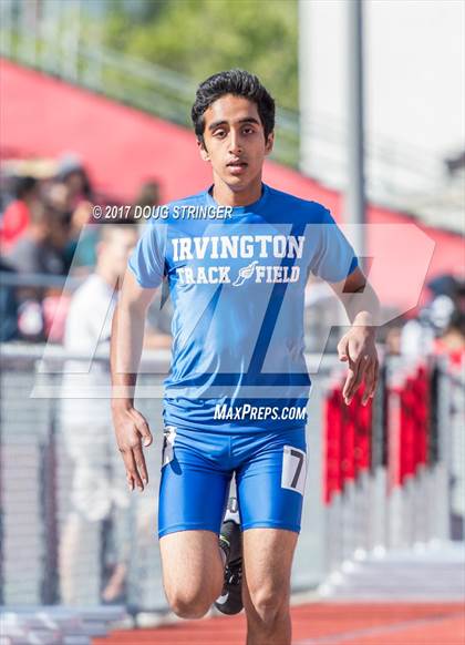 Thumbnail 1 in MVAL Track and Field Championships (Day 1-Fr. So. Boys Track Events) photogallery.