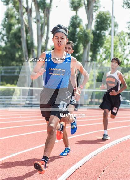 Thumbnail 2 in MVAL Track and Field Championships (Day 1-Fr. So. Boys Track Events) photogallery.