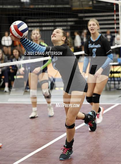 Thumbnail 3 in Sky View vs. Ridgeline (UHSAA 4A Semifinal Playoff) photogallery.