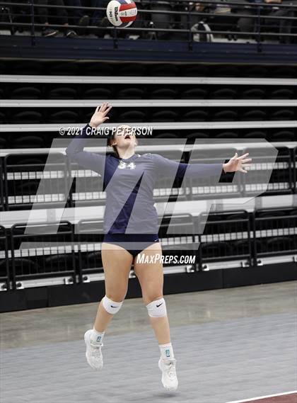 Thumbnail 3 in Sky View vs. Ridgeline (UHSAA 4A Semifinal Playoff) photogallery.