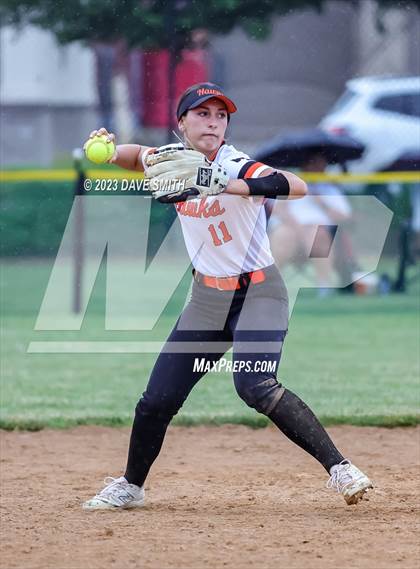Thumbnail 1 in Davenport West vs West Delaware (Rick Doran Classic) photogallery.
