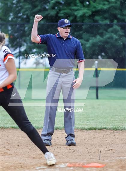 Thumbnail 3 in Davenport West vs West Delaware (Rick Doran Classic) photogallery.