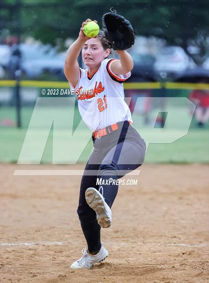 Thumbnail 1 in Davenport West vs West Delaware (Rick Doran Classic) photogallery.