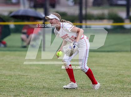 Thumbnail 1 in Davenport West vs West Delaware (Rick Doran Classic) photogallery.