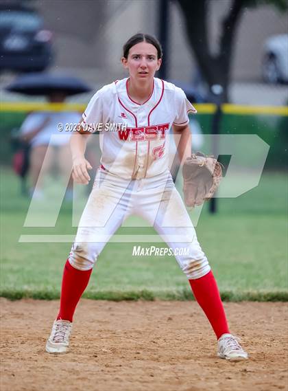 Thumbnail 2 in Davenport West vs West Delaware (Rick Doran Classic) photogallery.