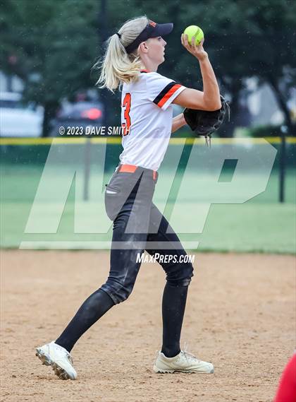 Thumbnail 3 in Davenport West vs West Delaware (Rick Doran Classic) photogallery.