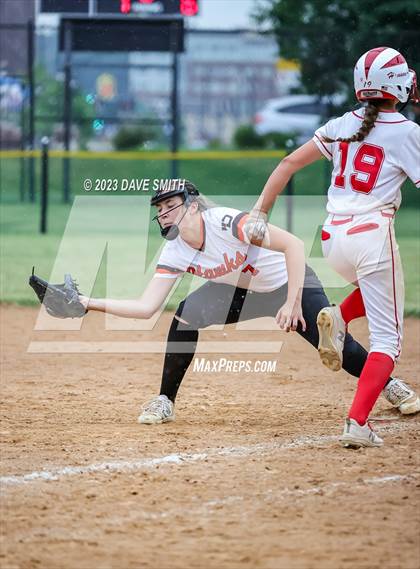 Thumbnail 2 in Davenport West vs West Delaware (Rick Doran Classic) photogallery.
